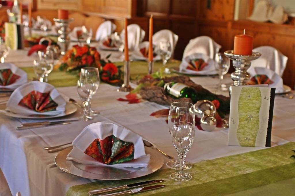 Gasthof - Hotel Zum Loewen Schwabthal ภายนอก รูปภาพ